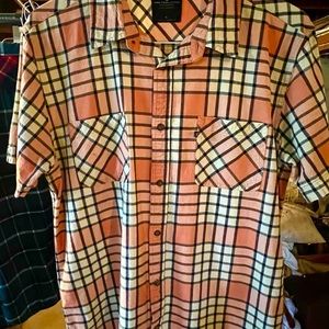 Junk Food men’s short sleeve button down shirt Size XL